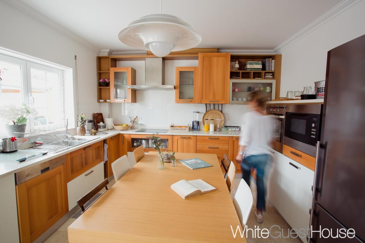 White Guest House Peniche Exterior foto