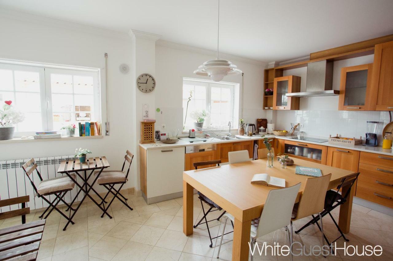 White Guest House Peniche Exterior foto