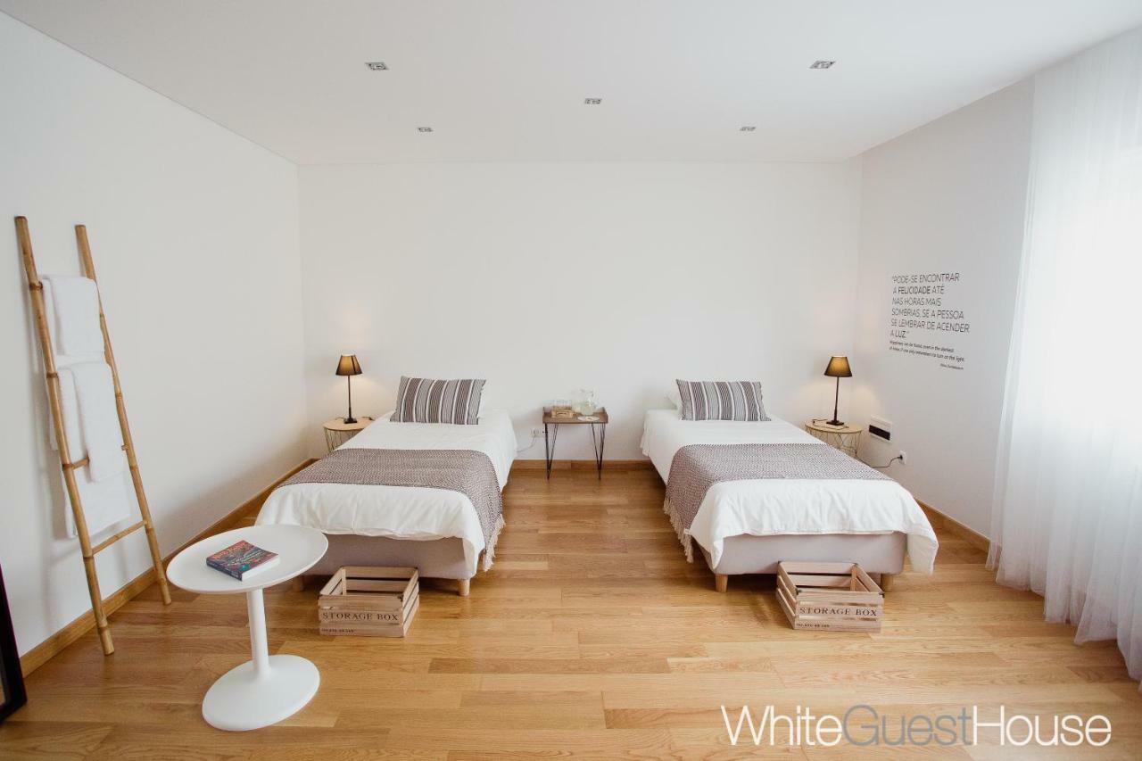 White Guest House Peniche Exterior foto